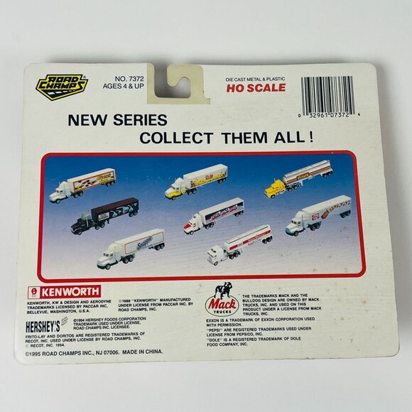 Road Champs 2 HO Scale Kenworth Trucks Hershey’s Kisses Shurfine Delivery Semis - Picture 3 of 7